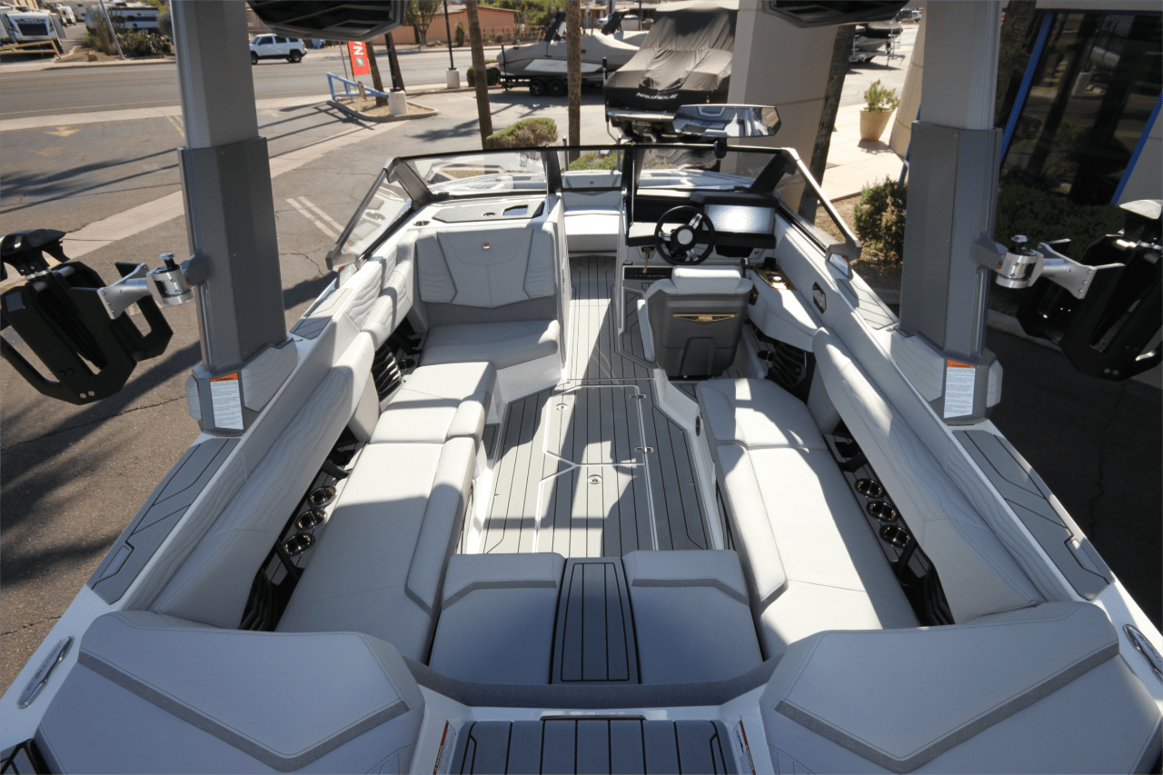 2025 Super Air Nautique G23 &#8220;Centennial Edition&#8221;