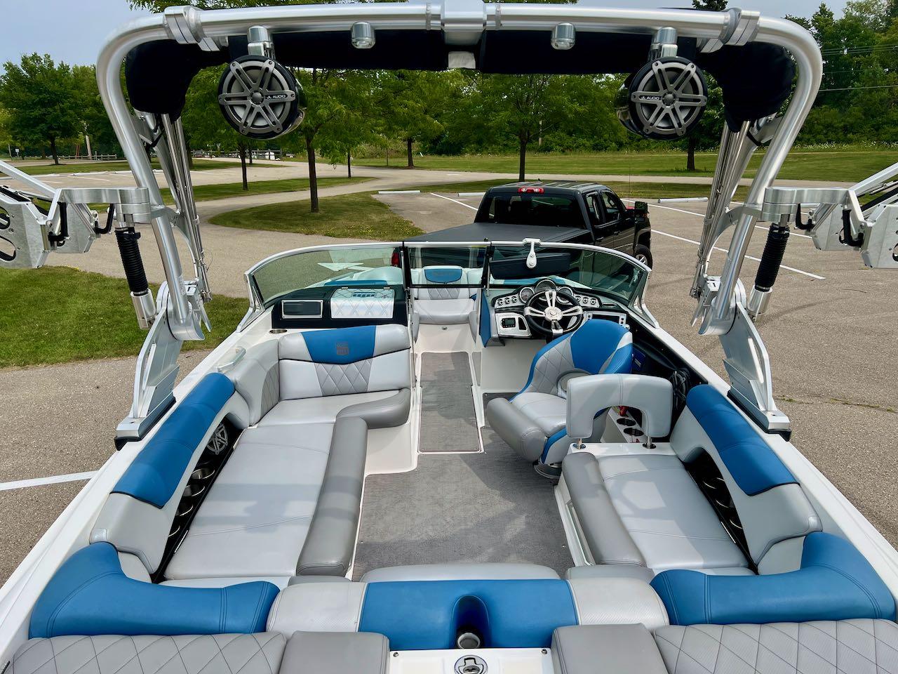 Mastercraft X25 | 2014 w/Ilmor 6.0L | Gen2 Surf