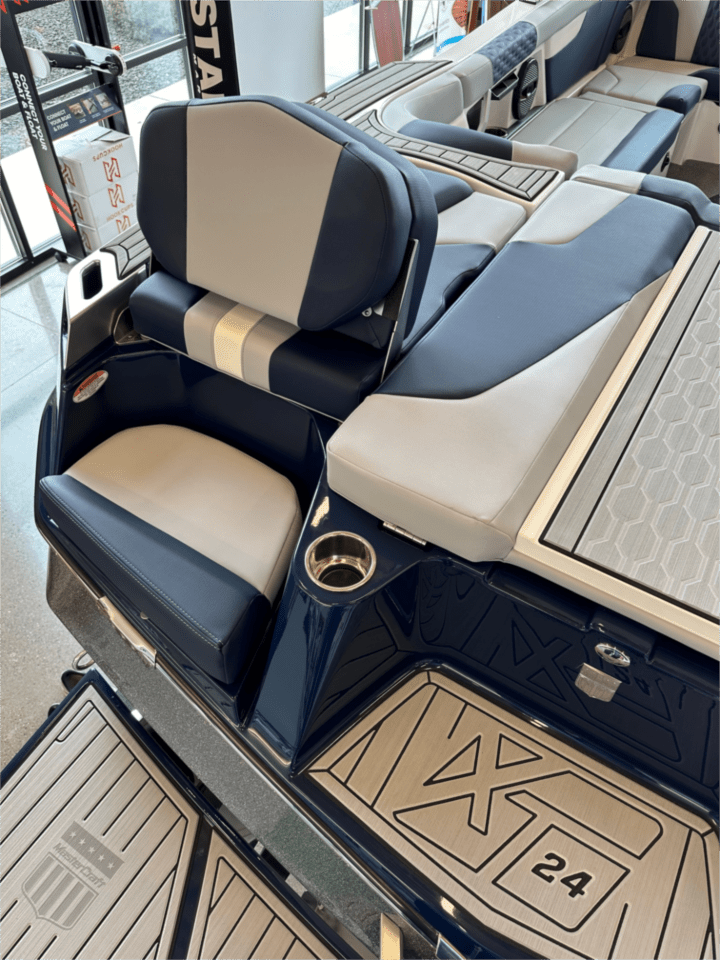 2024 MasterCraft XT24