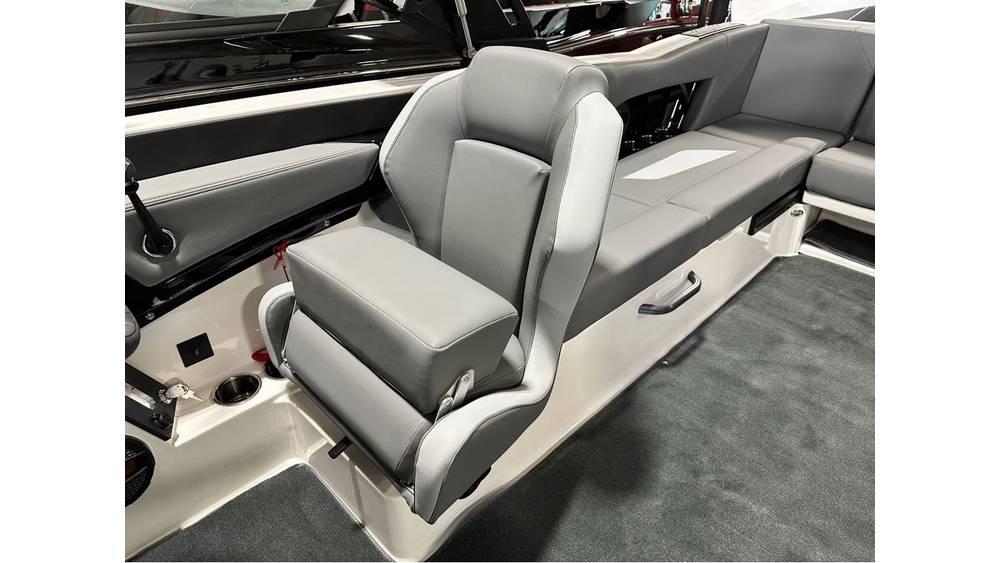 2023 MasterCraft NXT24