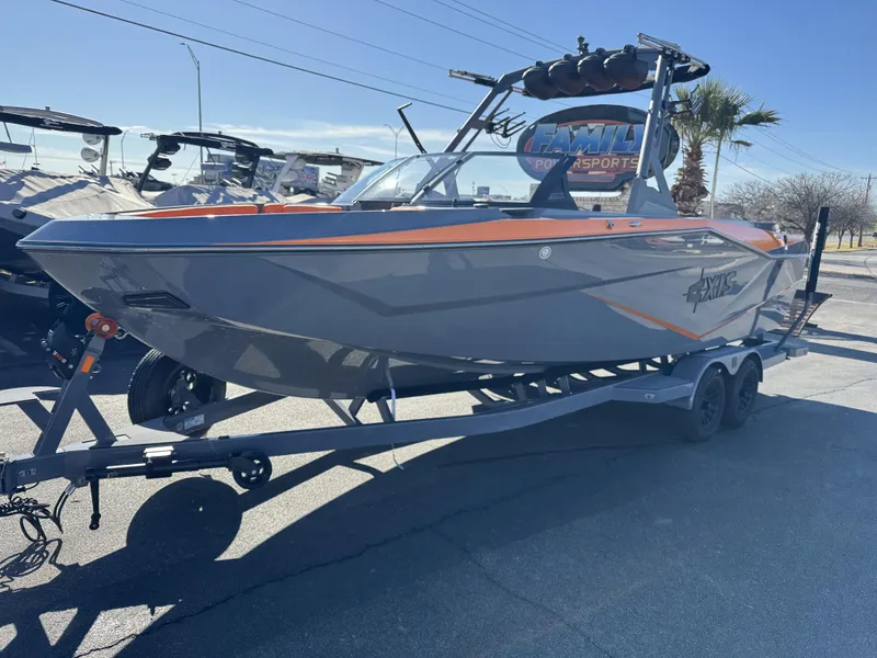 2025 Axis T250