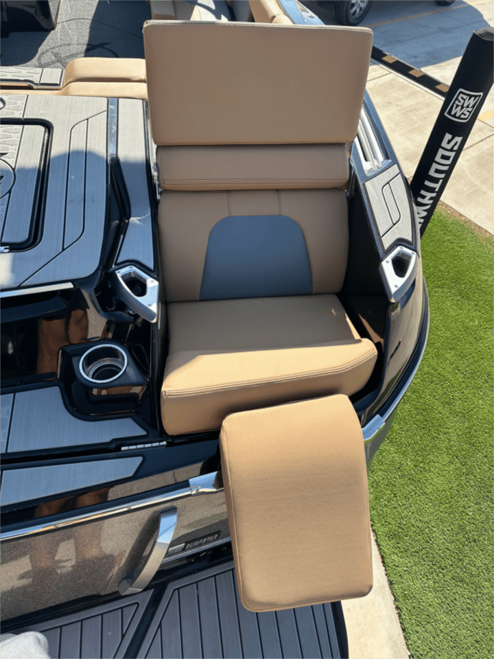2023 MasterCraft X24