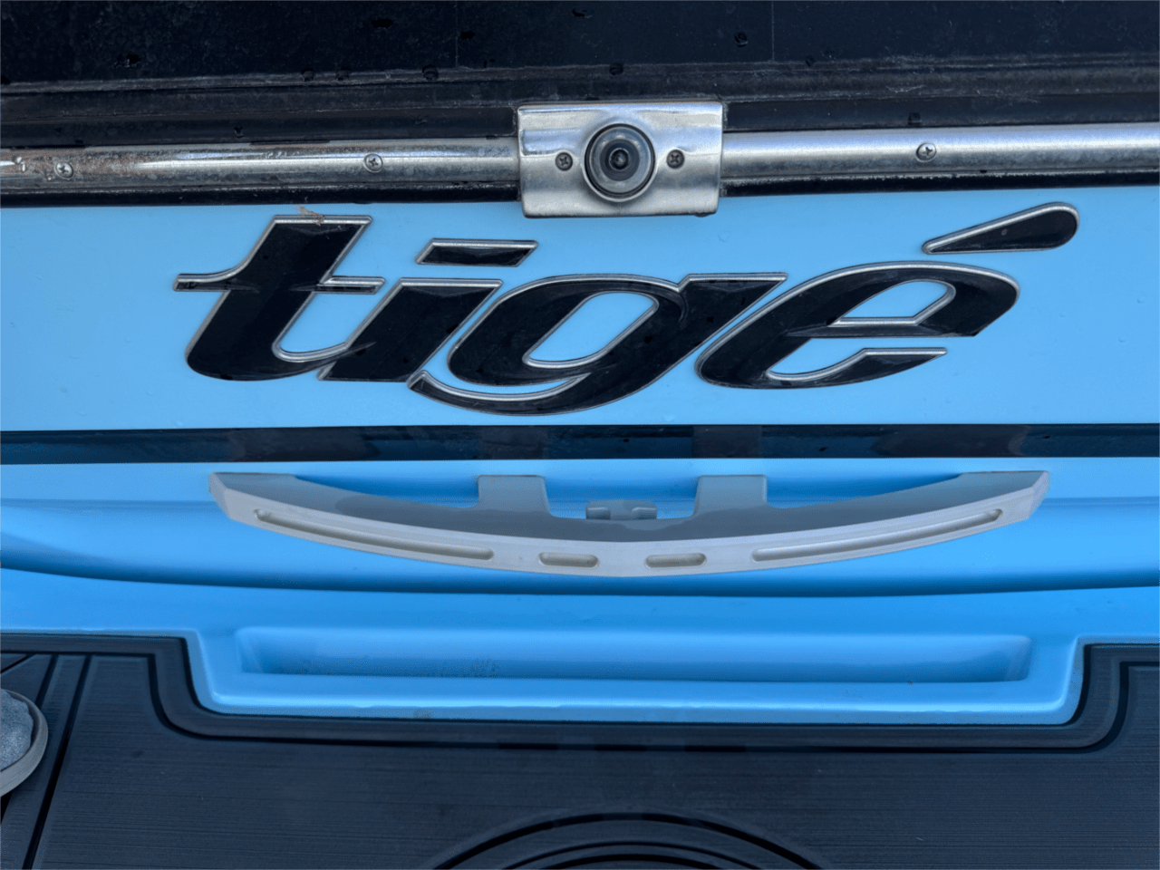 2022 Tige 23zx One Owner $124,999