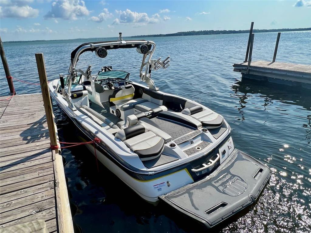 Mastercraft X46 | 2015 w/Ilmor 6.2L
