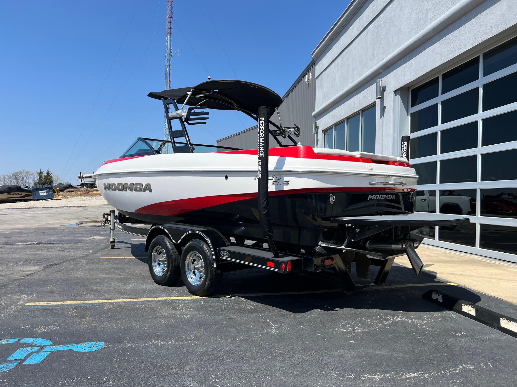 2013 MOOMBA MOJO 2.5 W/SURF SYSTEM AND XXL BALLAST SYSTEM PKG