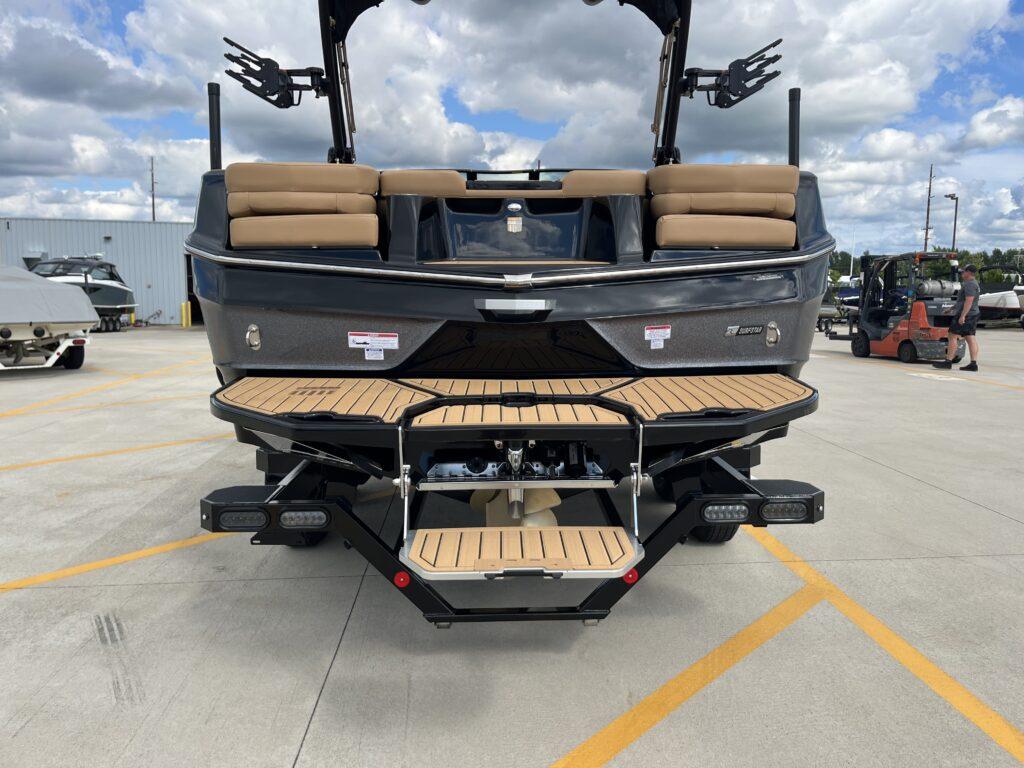 2025 MasterCraft XT22