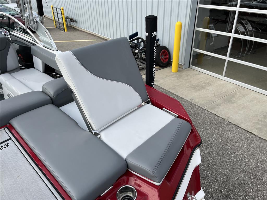 2020 MasterCraft XT23