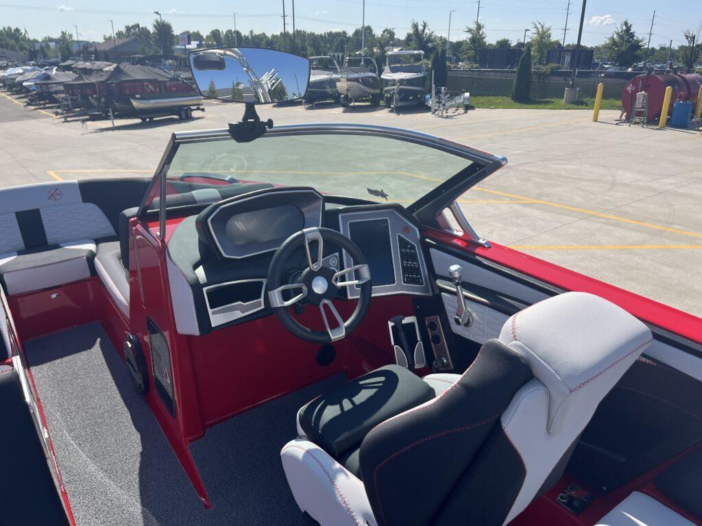 2019 MasterCraft X24