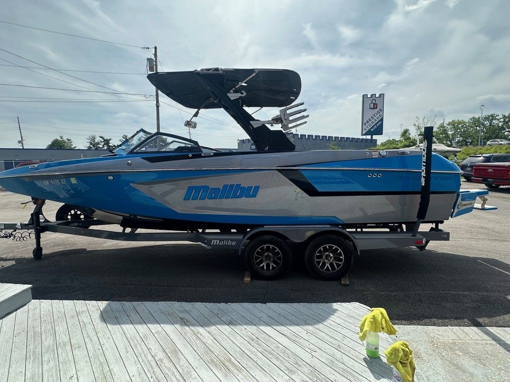 2021 Malibu Boats 24 MXZ