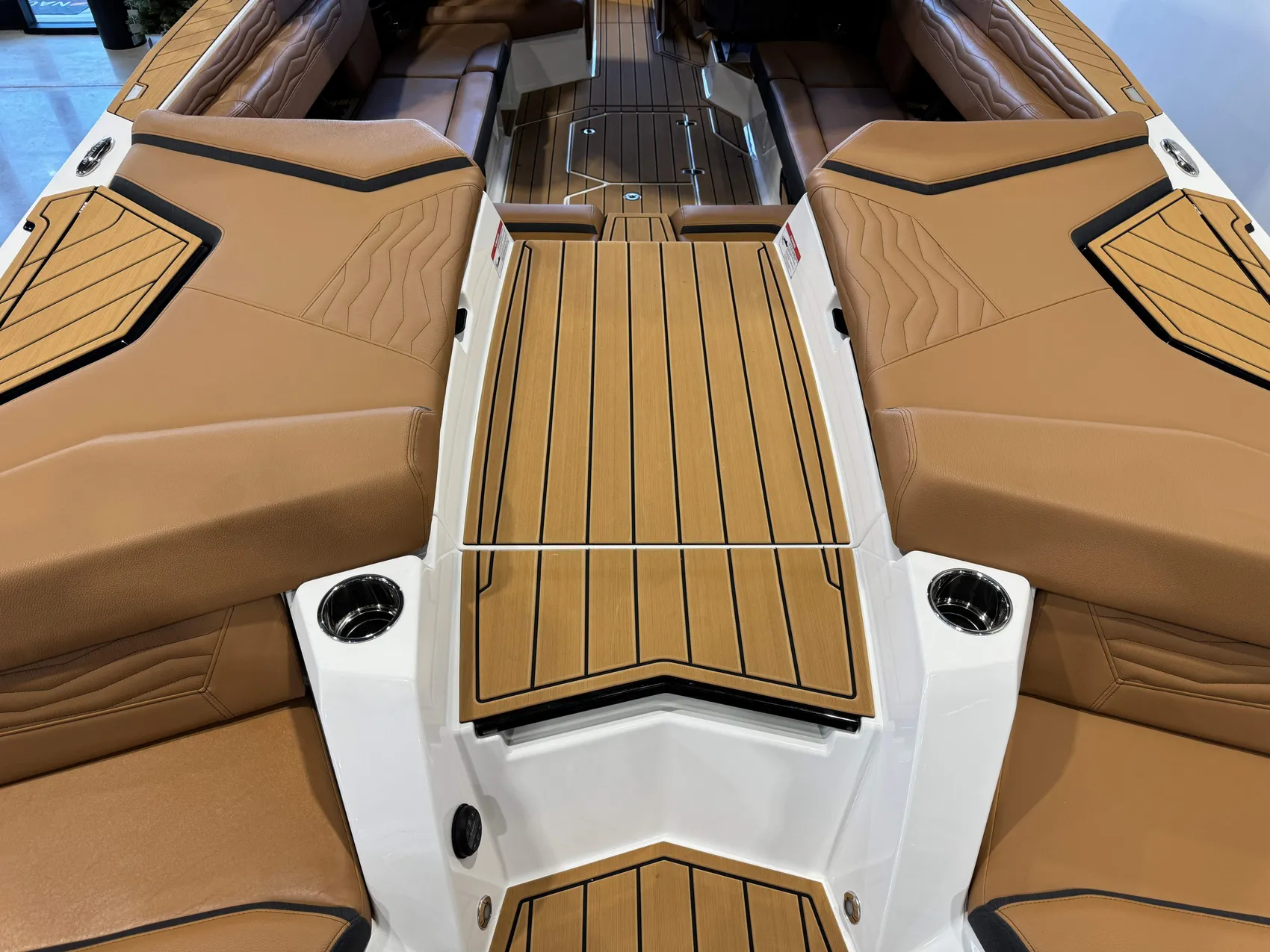 2025 Nautique G25