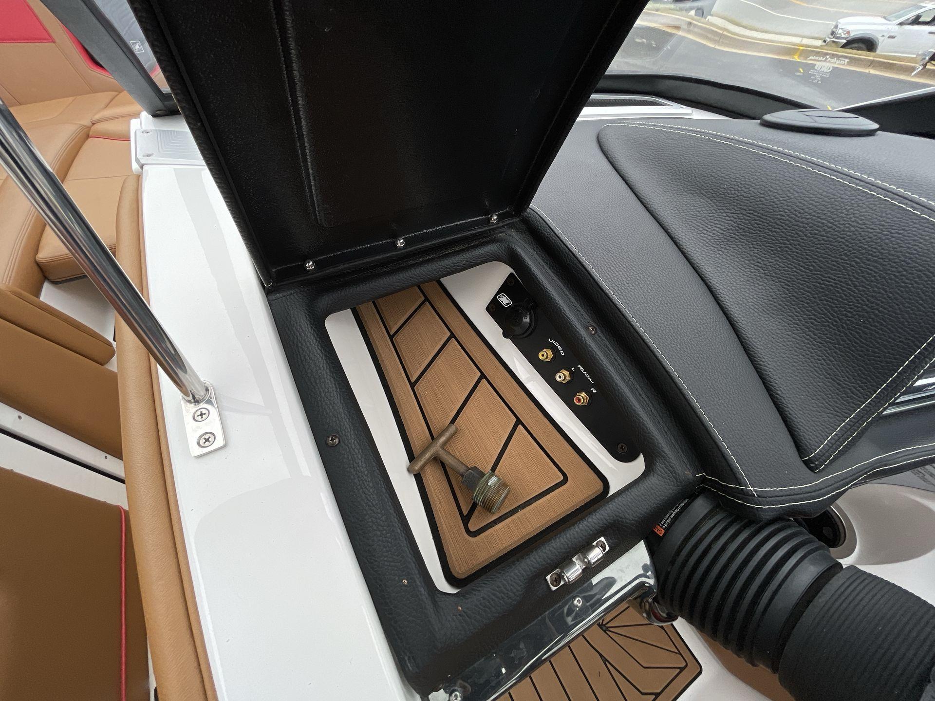 2016 Nautique G25