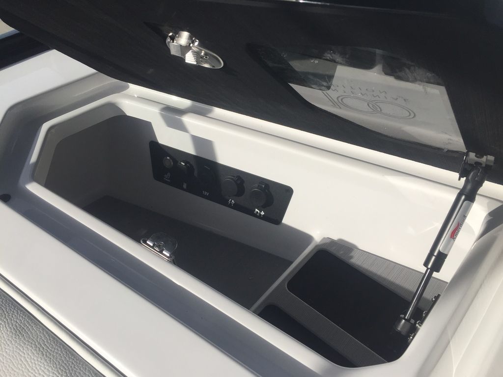 2025 Nautique Super Air Nautique G23