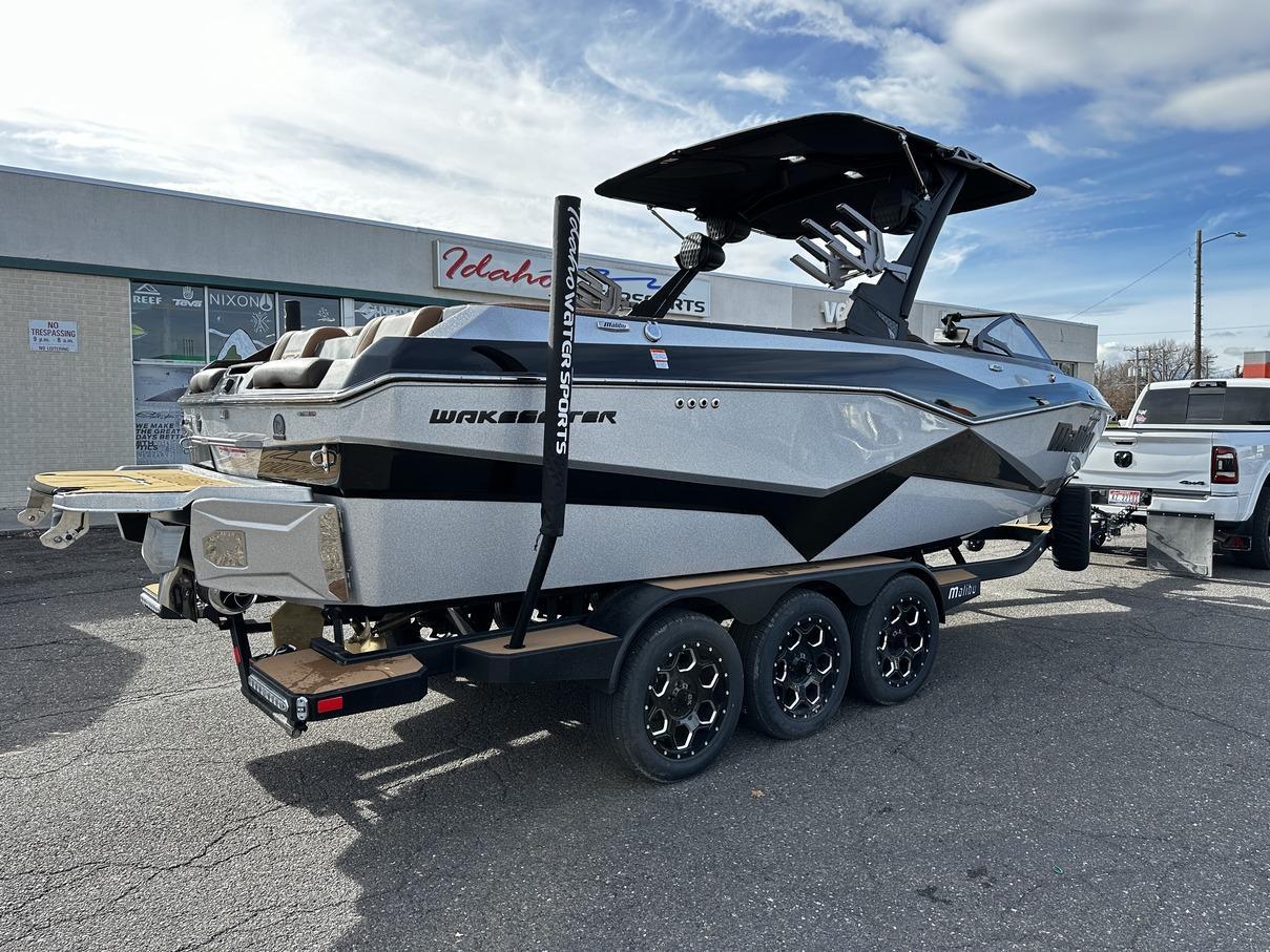 2024 Malibu 25 LSV