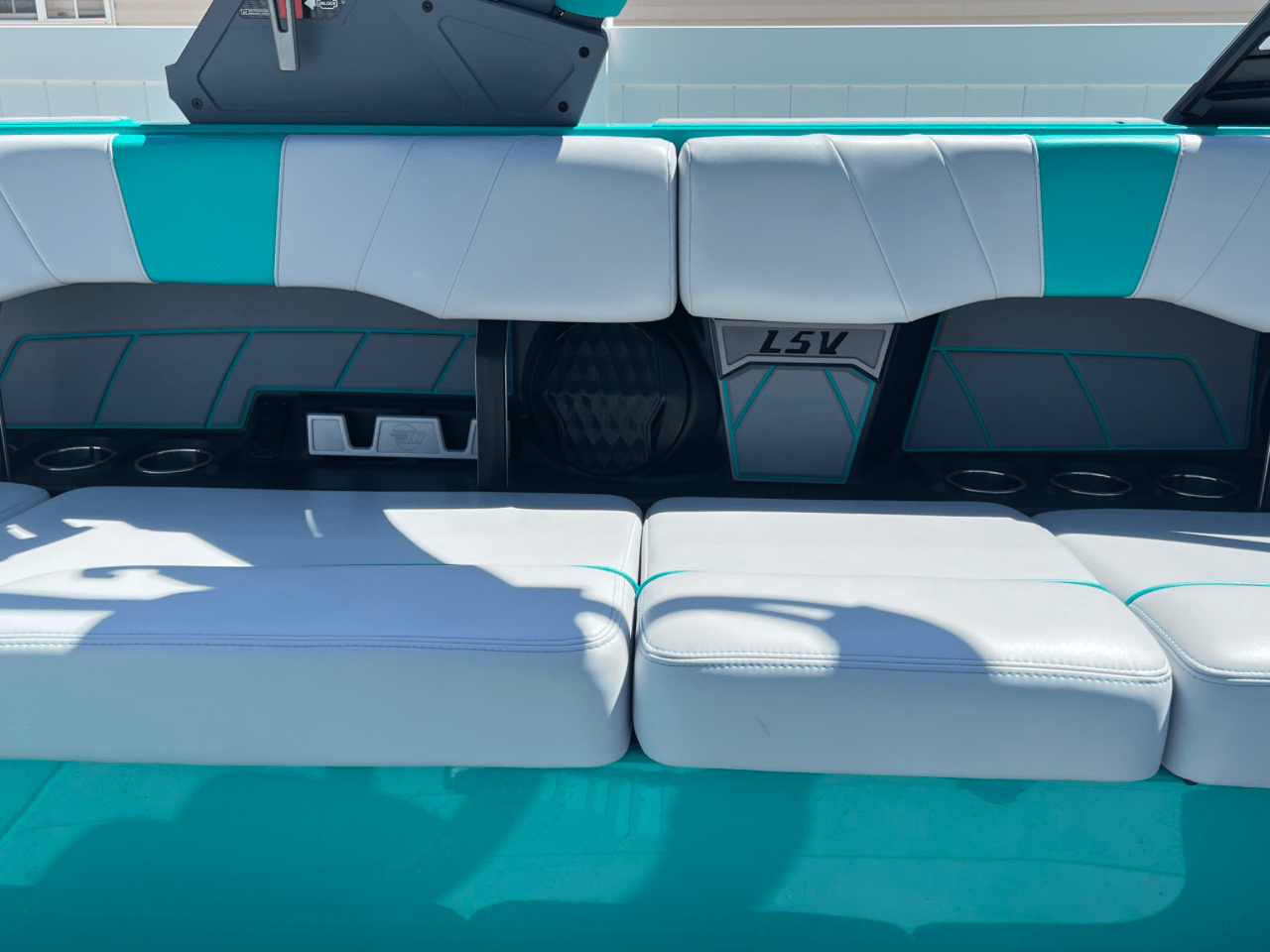 2022 Malibu Wakesetter 23 LSV