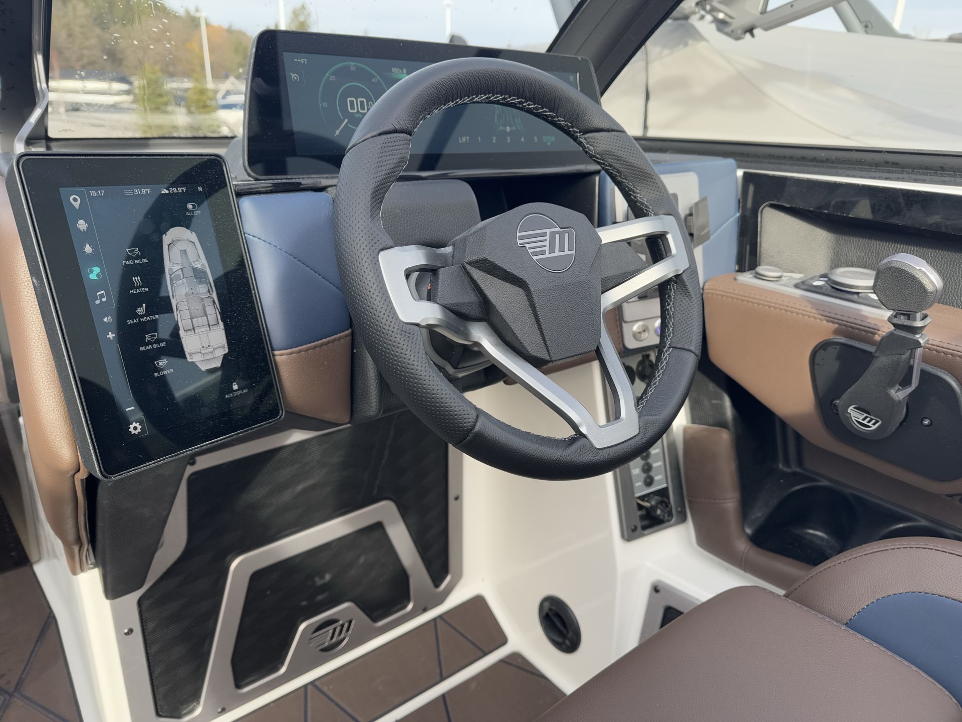 2025 Malibu M230