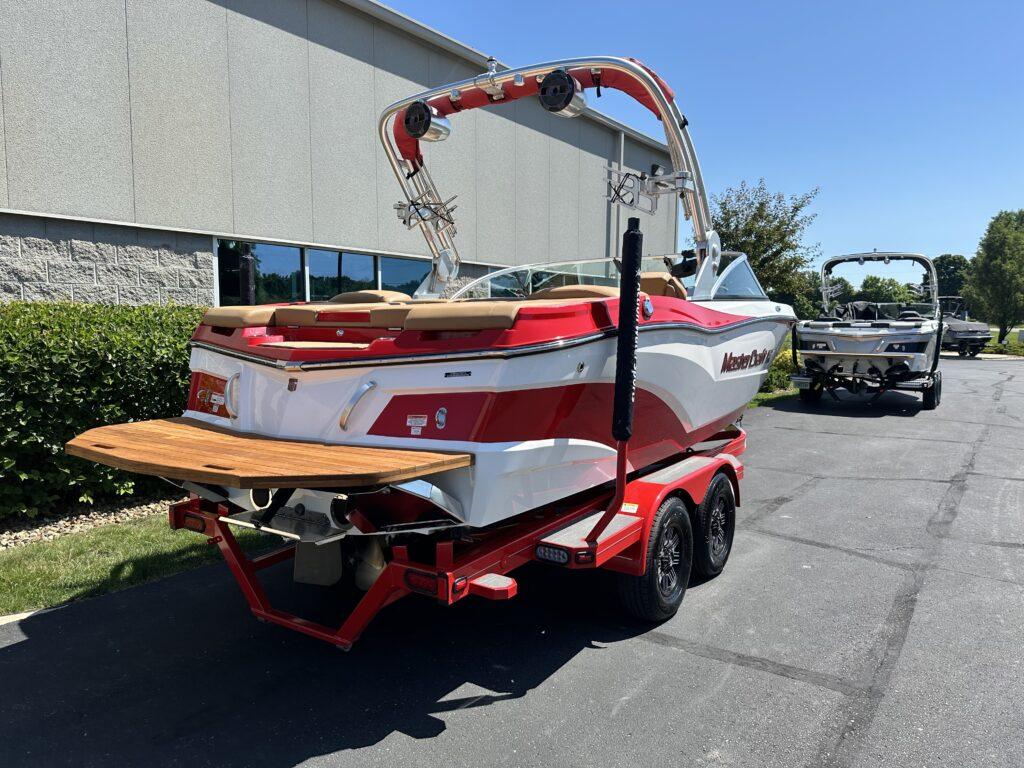 2019 MasterCraft XT21