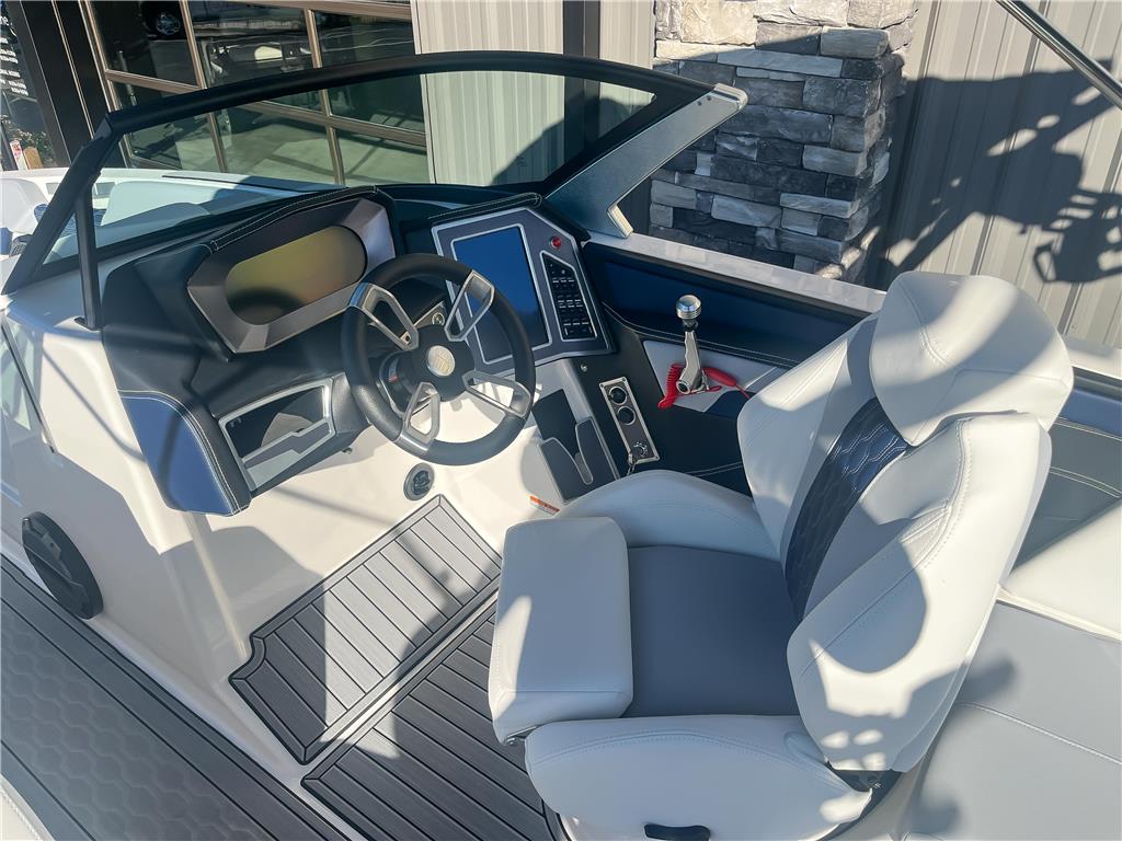 MasterCraft XT24 (Factory Warranty through 5/30/2027)