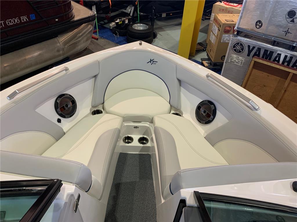 2020 Mastercraft XT-23SS **Includes Trailer** 167 Hours!