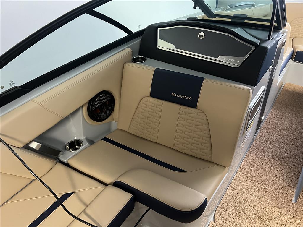 2024 MasterCraft X22