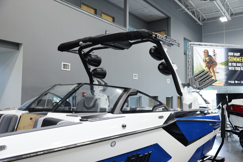 2024 Malibu 23 MXZ