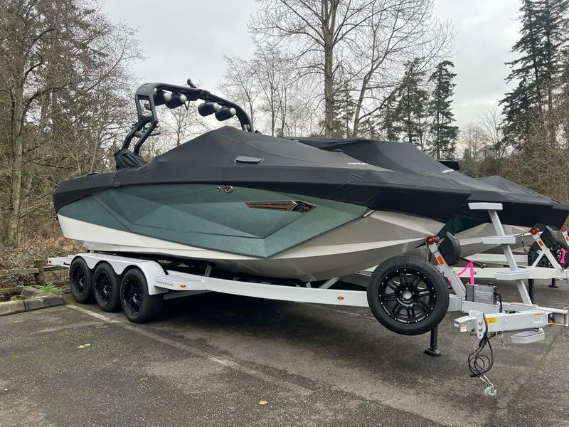 2021 Nautique G23