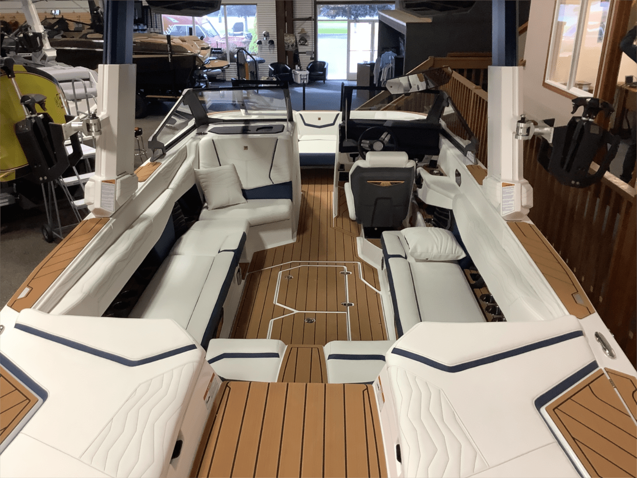 2025 Nautique G25