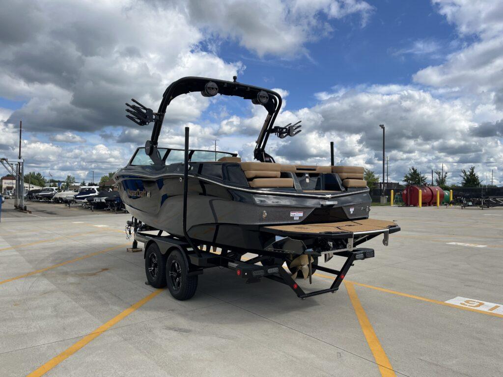 2025 MasterCraft XT22