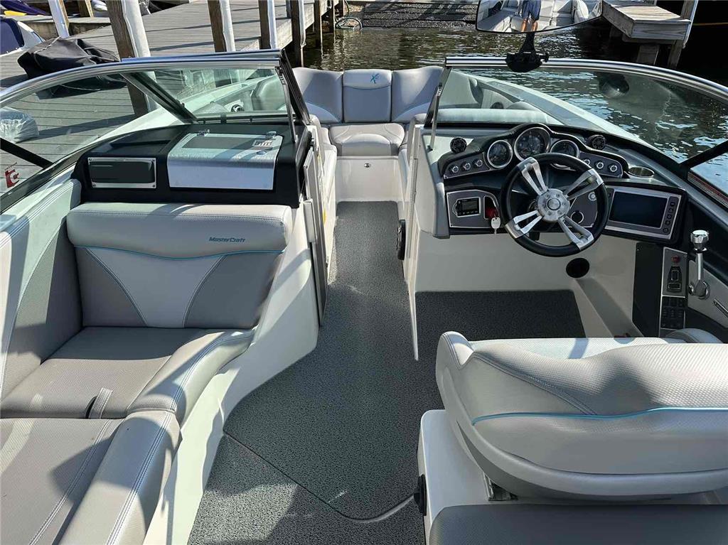 2017 MasterCraft X46