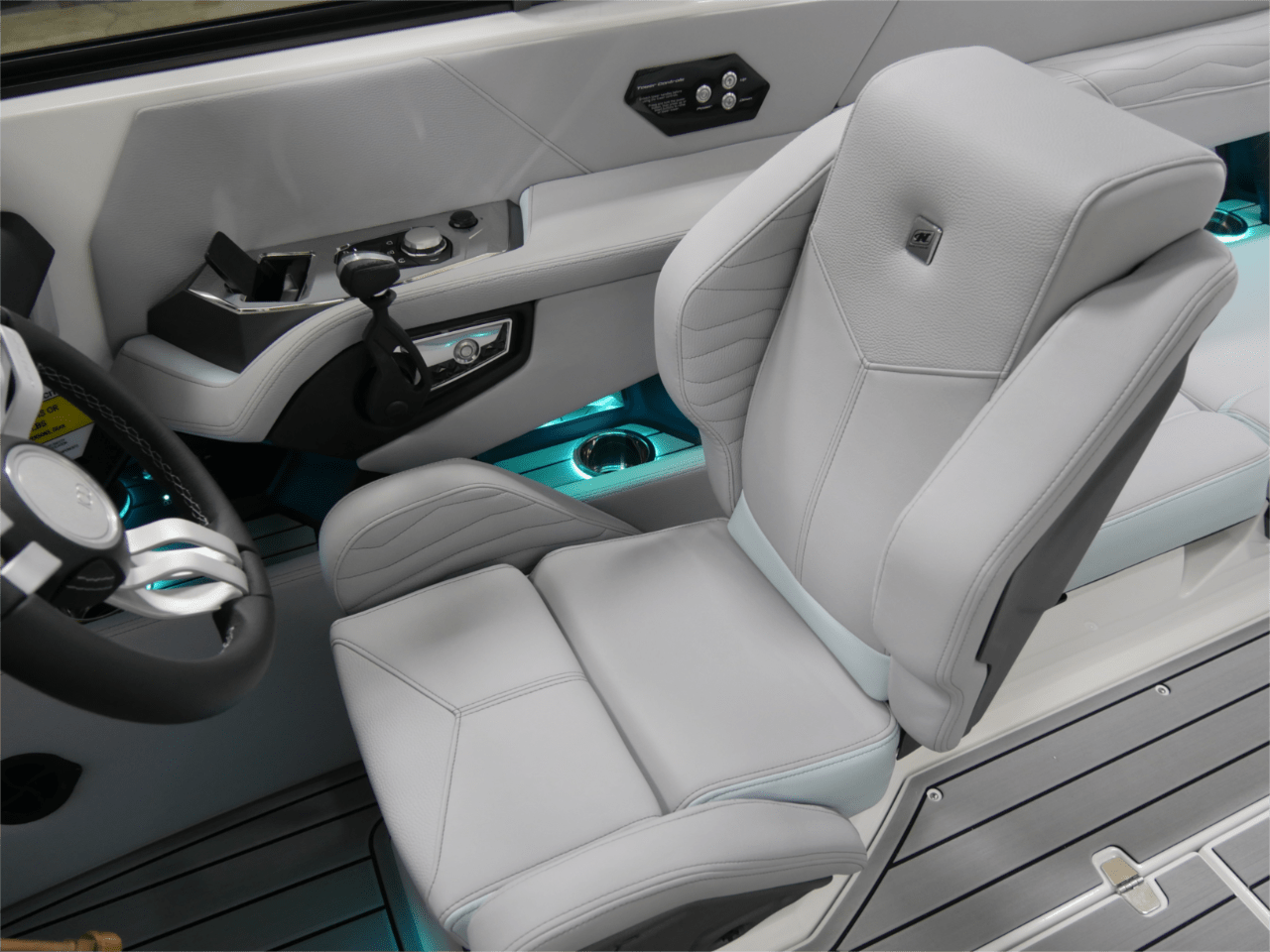 2025 Nautique G23 – Steel Blue/Mystic White