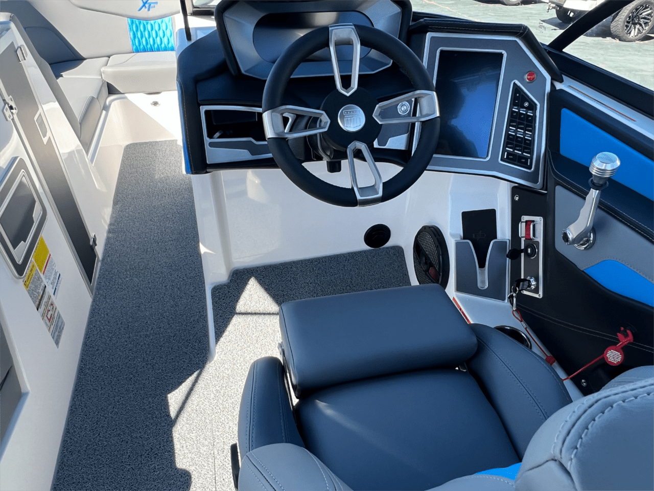 2024 MasterCraft XT24