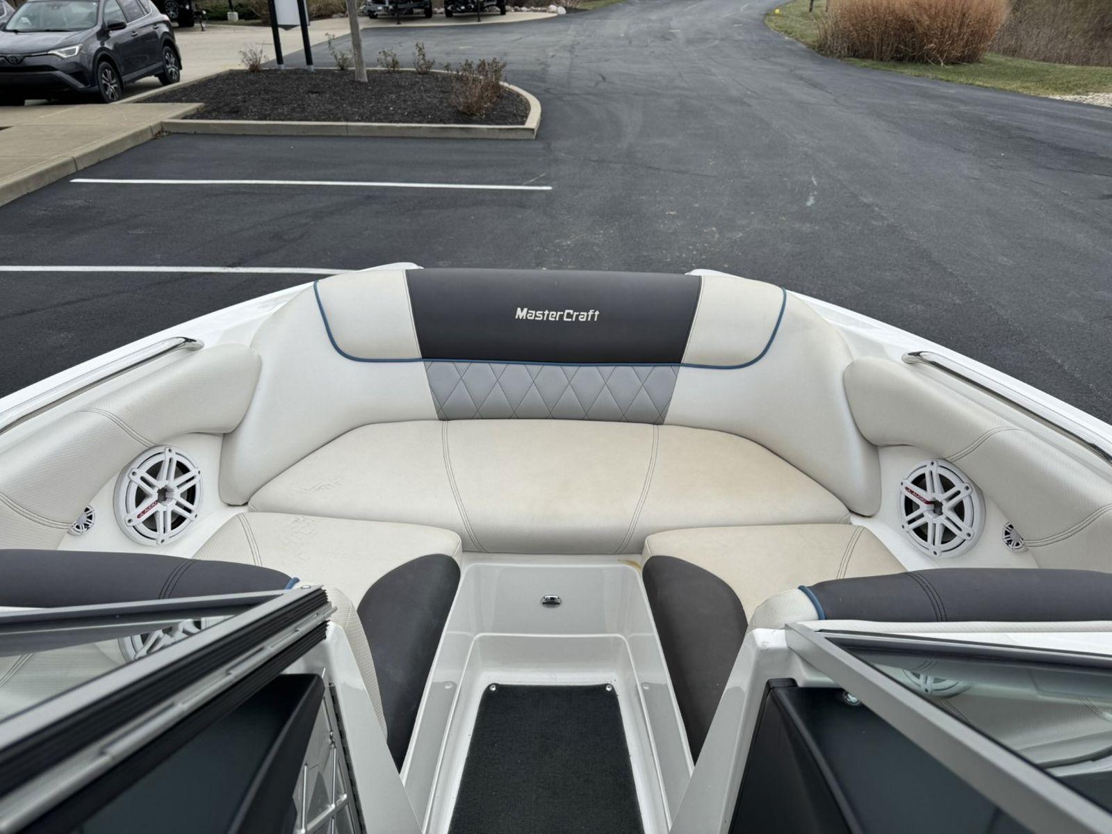 boat.Title
