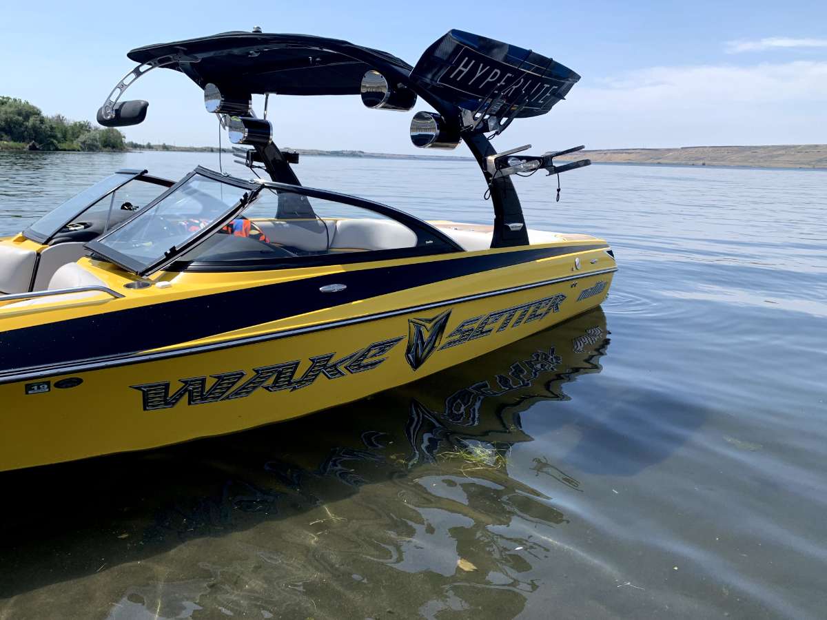 2008 Malibu Wakesetter VLX – Great Family Boat