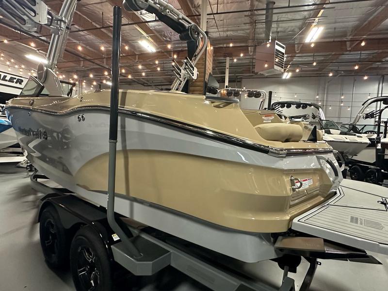 New 2024 MasterCraft X22