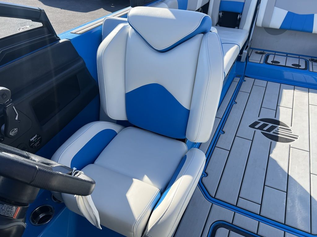 2021 Malibu Boats 24 MXZ