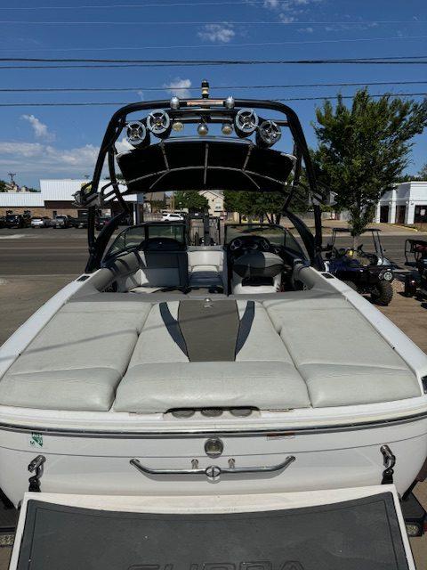 2007 SUPRA LAUNCH 21 V