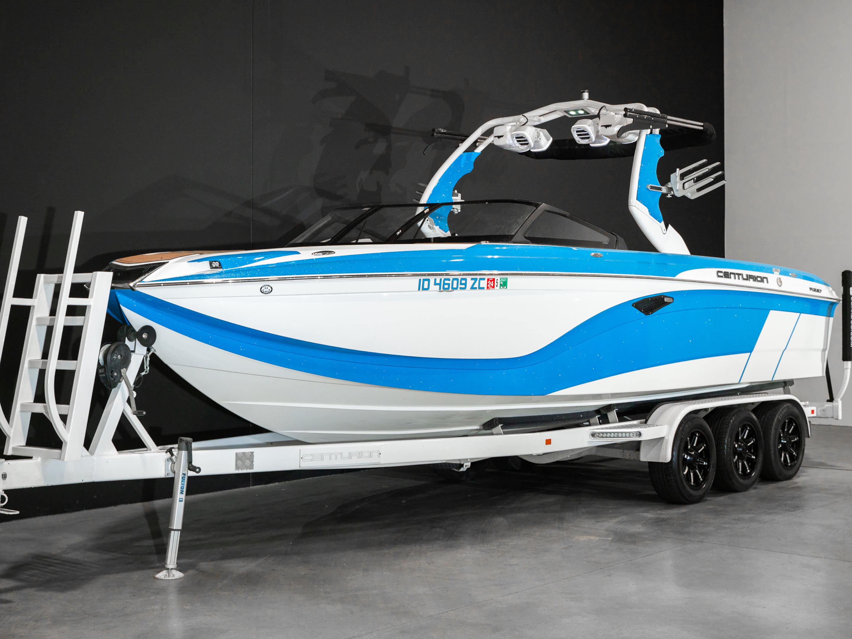 2018 Centurion Ri257 &#8211; Electric Blue Flake / White