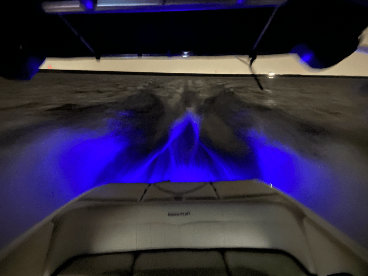 2004 Mastercraft Maristar 230VRS – Surf Setup – Excellent Condition