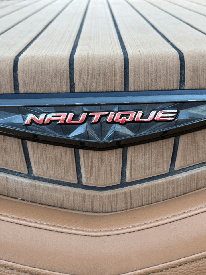 2020 Nautique G25 LOADED