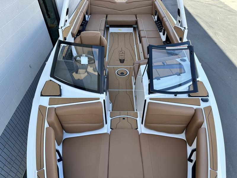 2024 Axis T250