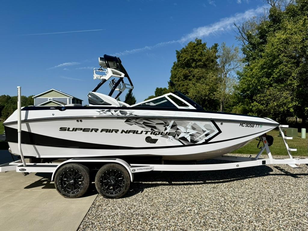 SUPER CLEAN! Super Air Nautique G21 Fully Loaded