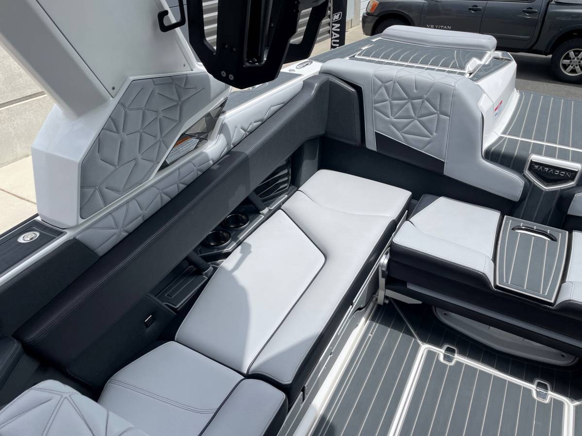 2023 Nautique G23 Paragon.