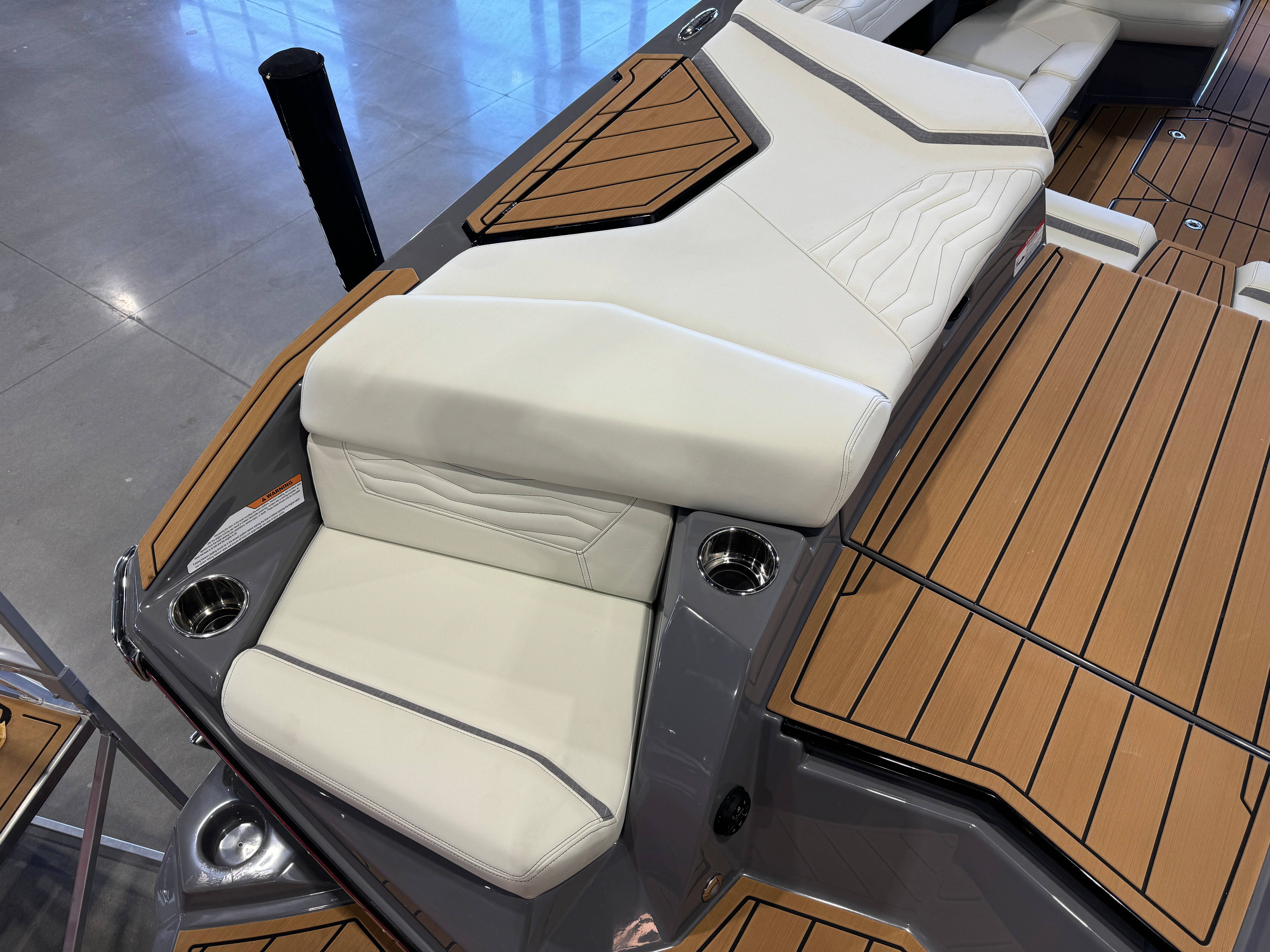 2025 Nautique Super Air Nautique G23