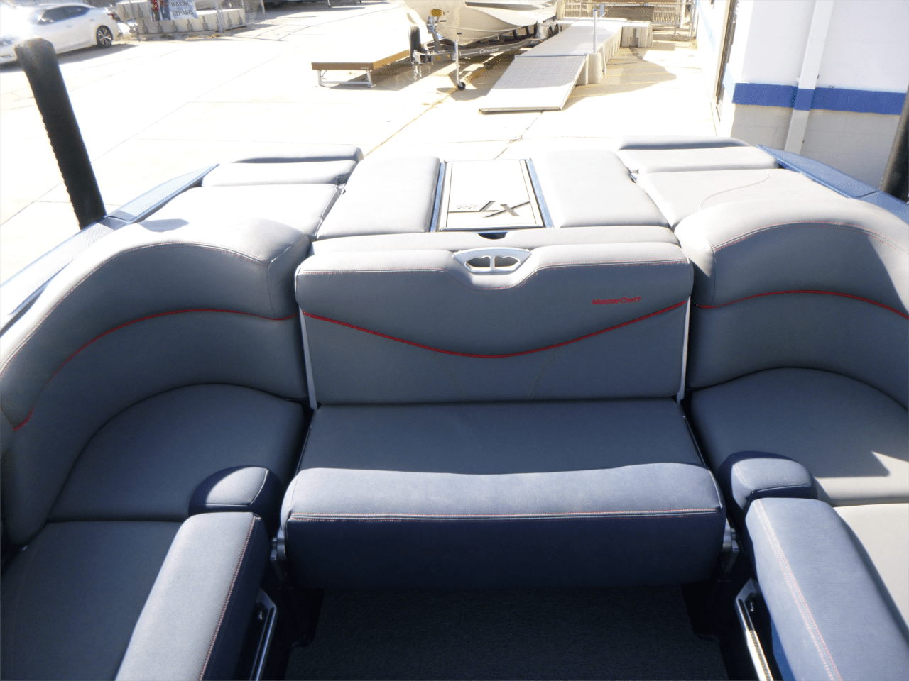 2019 MasterCraft XT22