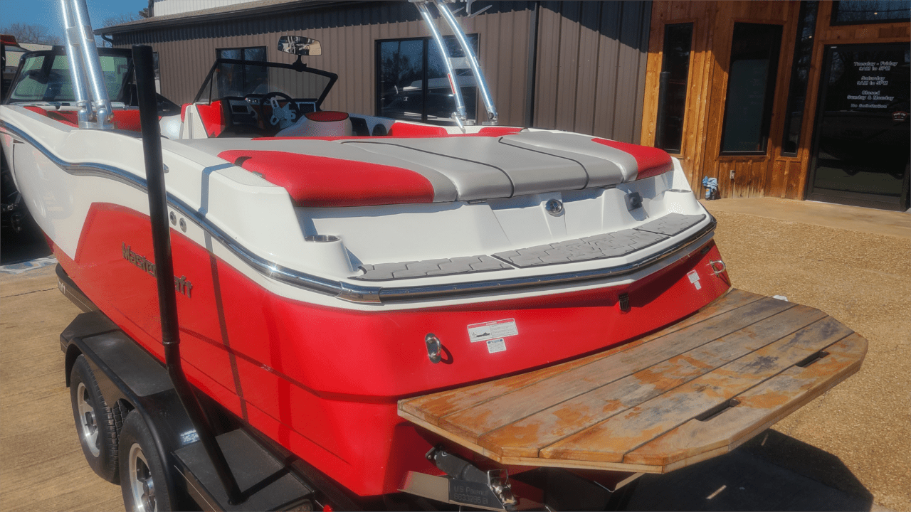 2016 MasterCraft NXT22