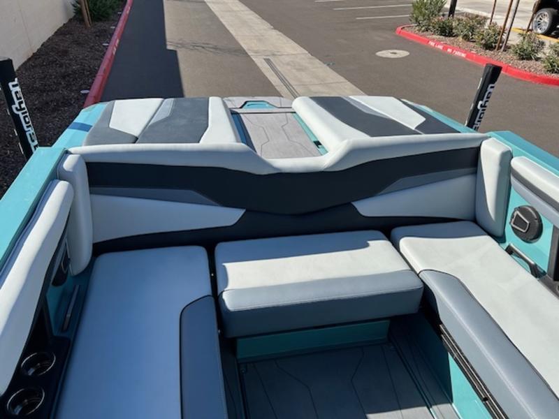 2024 Axis T250