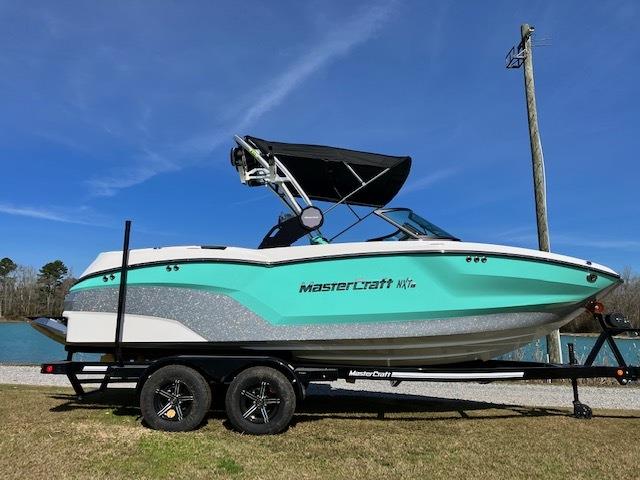 2024 MasterCraft NXT 21