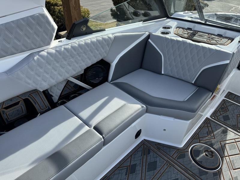 2024 Tige 24RZX