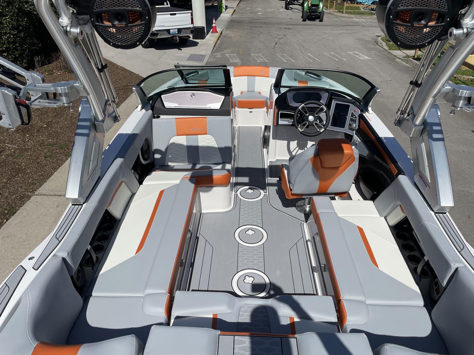 2024 MasterCraft X22