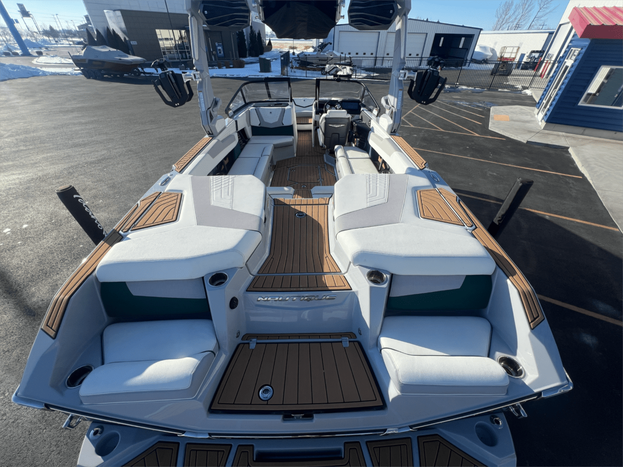 2024 Nautique G25