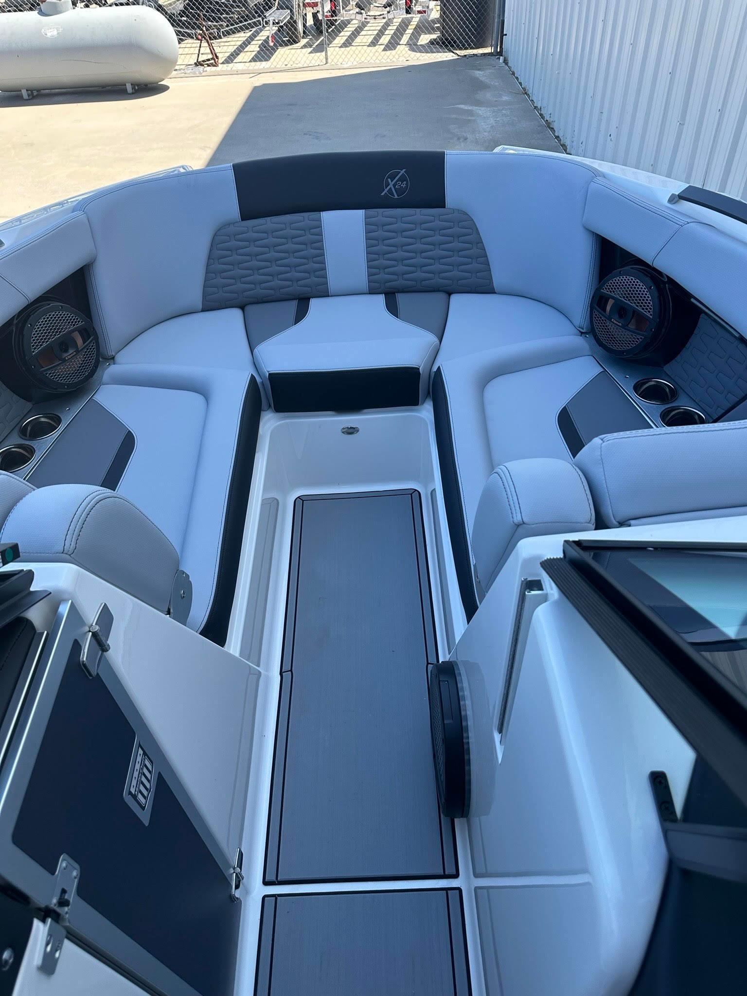 NEW 2024 MASTERCRAFT X24 &#8211; READY TO MAKE A DEAL!